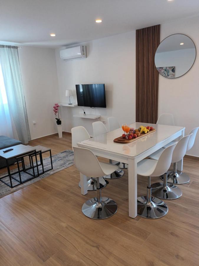 Apartmani Tolj Makarská Exteriér fotografie